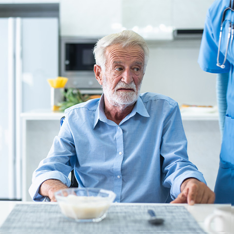 Lutter contre la dénutrition des personnes âgées